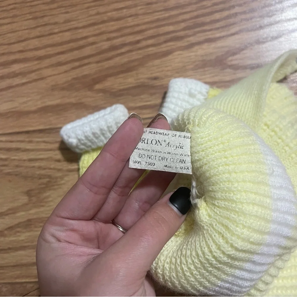 Vintage 1960s Snoopy Baby Hat & Mittens